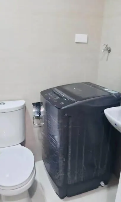 E & R Staycation Condotel Near Mall Of Asia Pasay